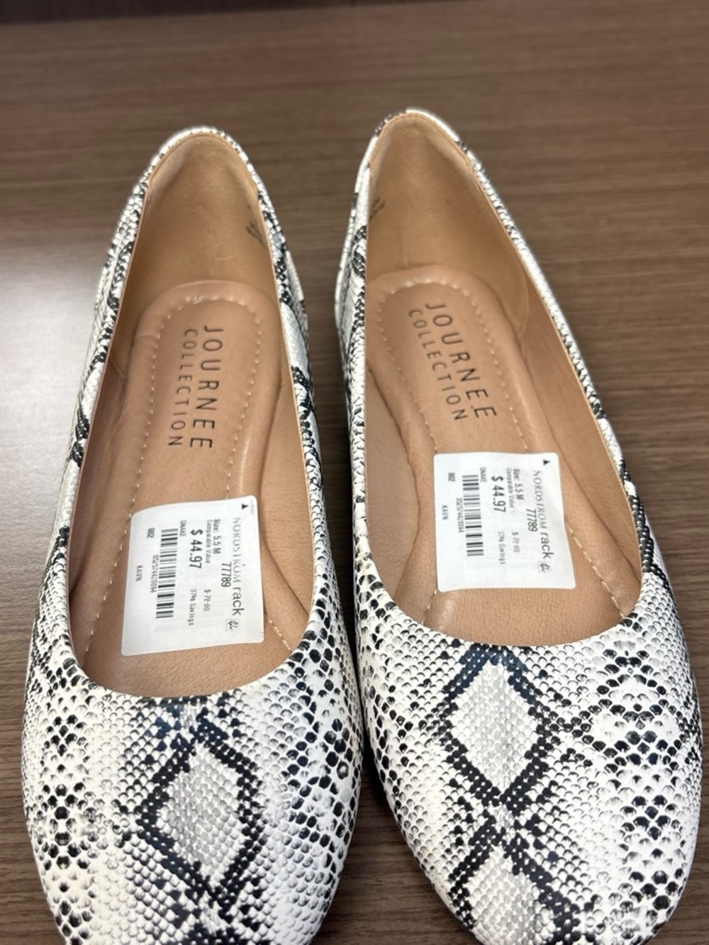 Journee Collection White and Black Snake-Print Ballet Flats